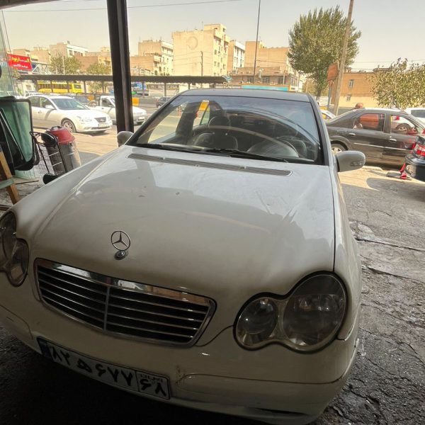 شیشه جلو مرسدس بنز C240