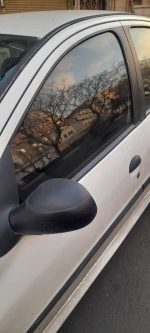 شیشه درب پژو 206