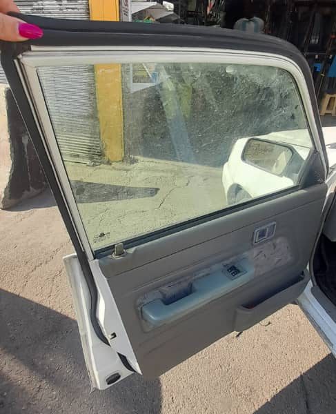 شیشه درب انواع پراید