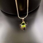 آویز تک نگین سبز